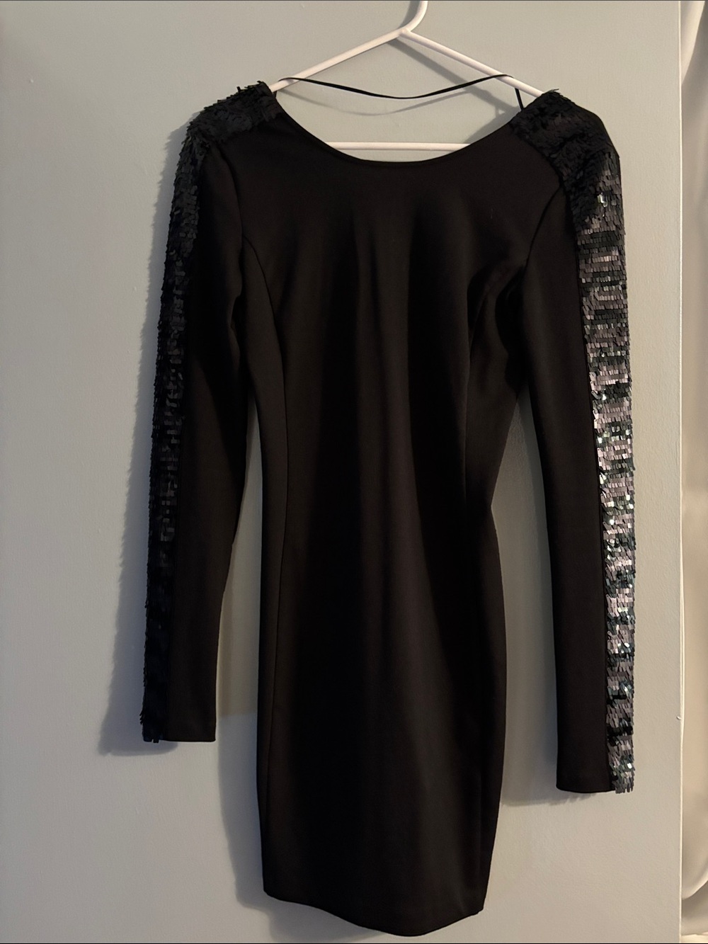 Black Long-Sleeve Sequin-Trim Bodycon Dress